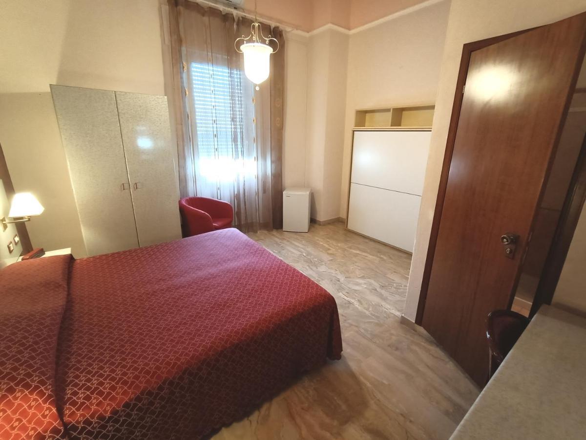 Hotel Liberty Viareggio Extérieur photo
