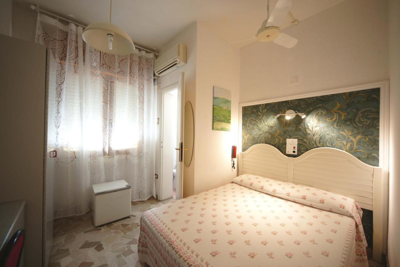 Hotel Liberty Viareggio Extérieur photo