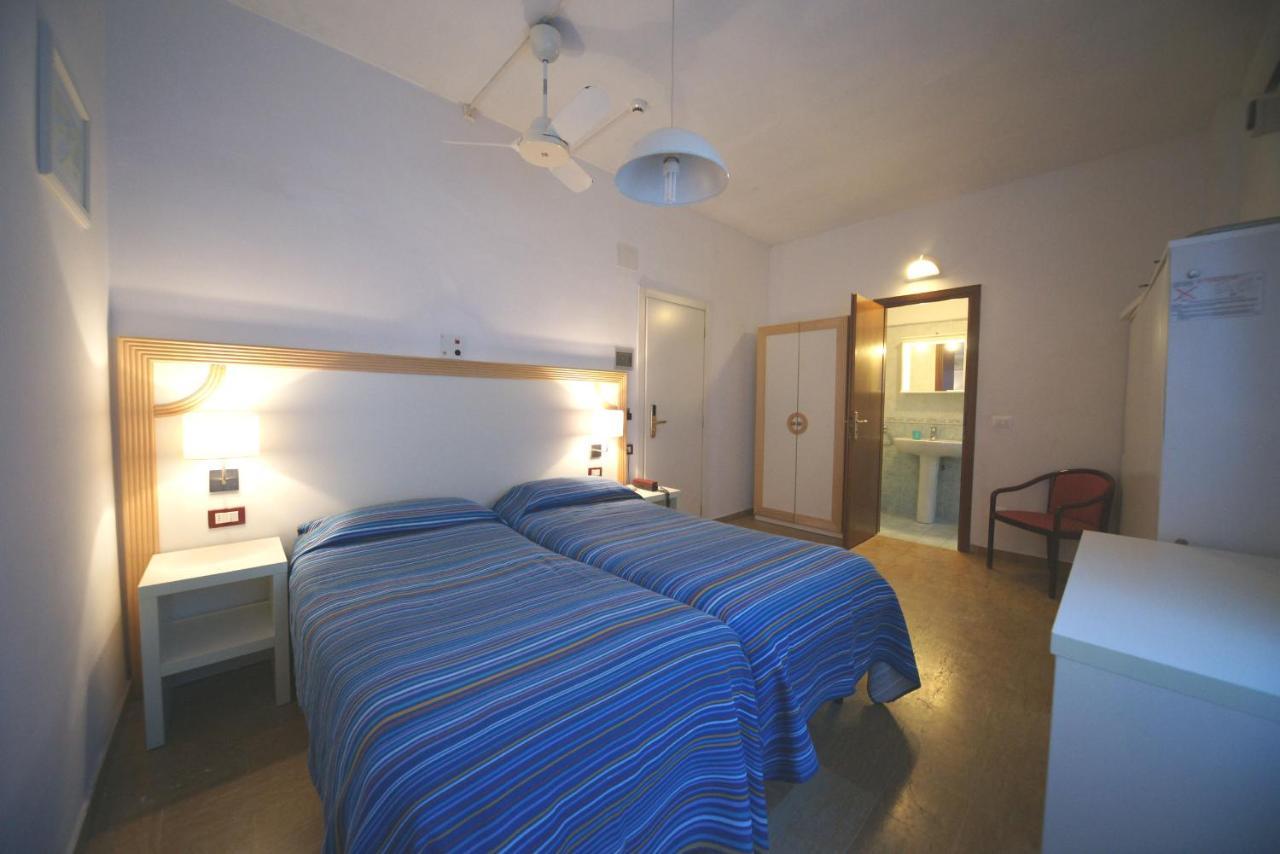 Hotel Liberty Viareggio Extérieur photo