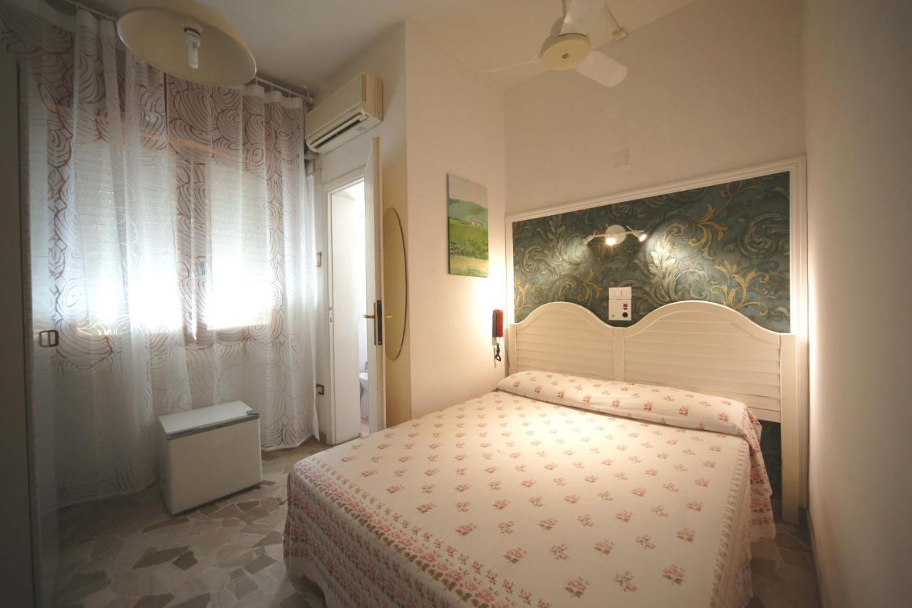 Hotel Liberty Viareggio Extérieur photo