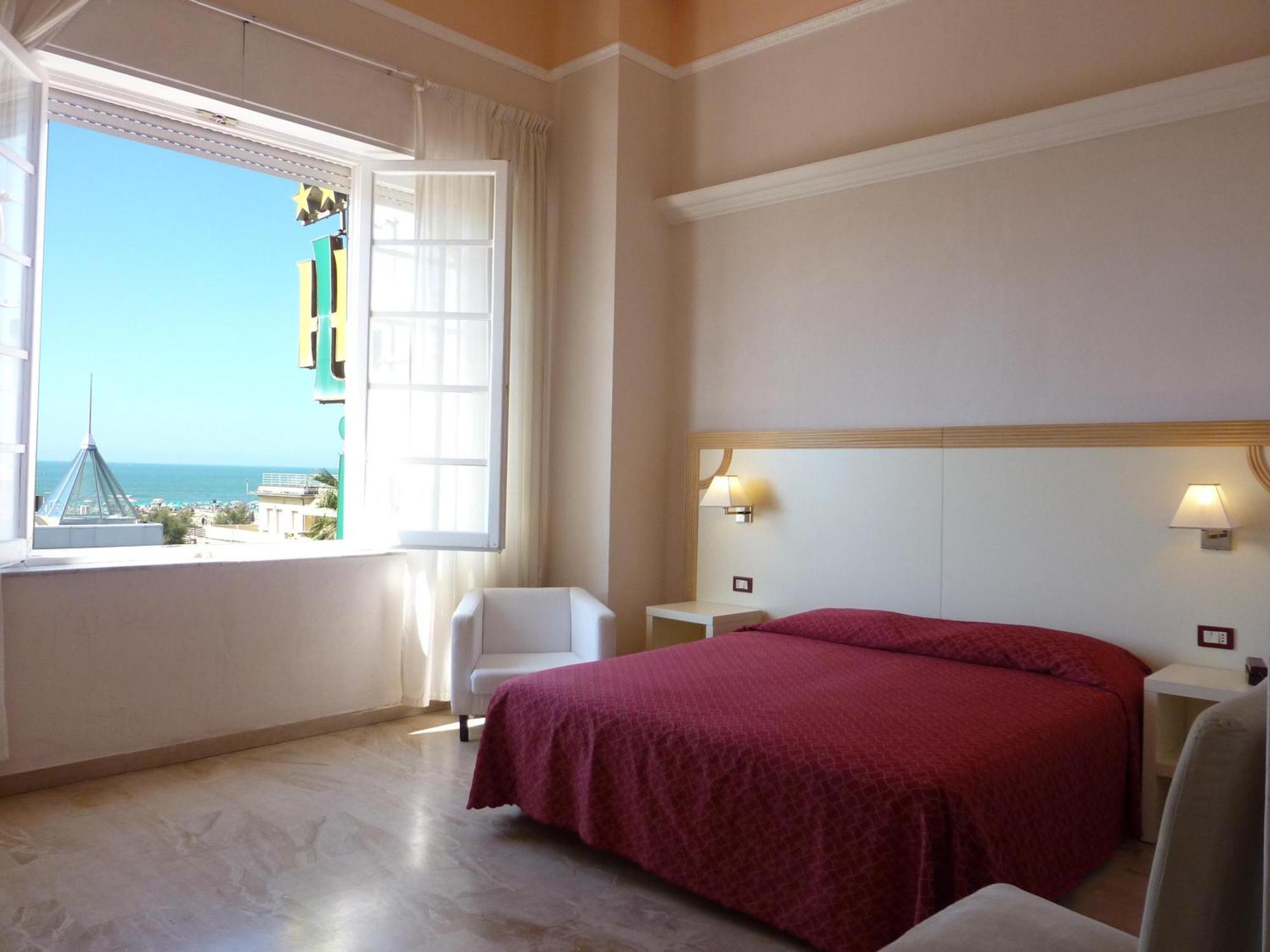 Hotel Liberty Viareggio Extérieur photo