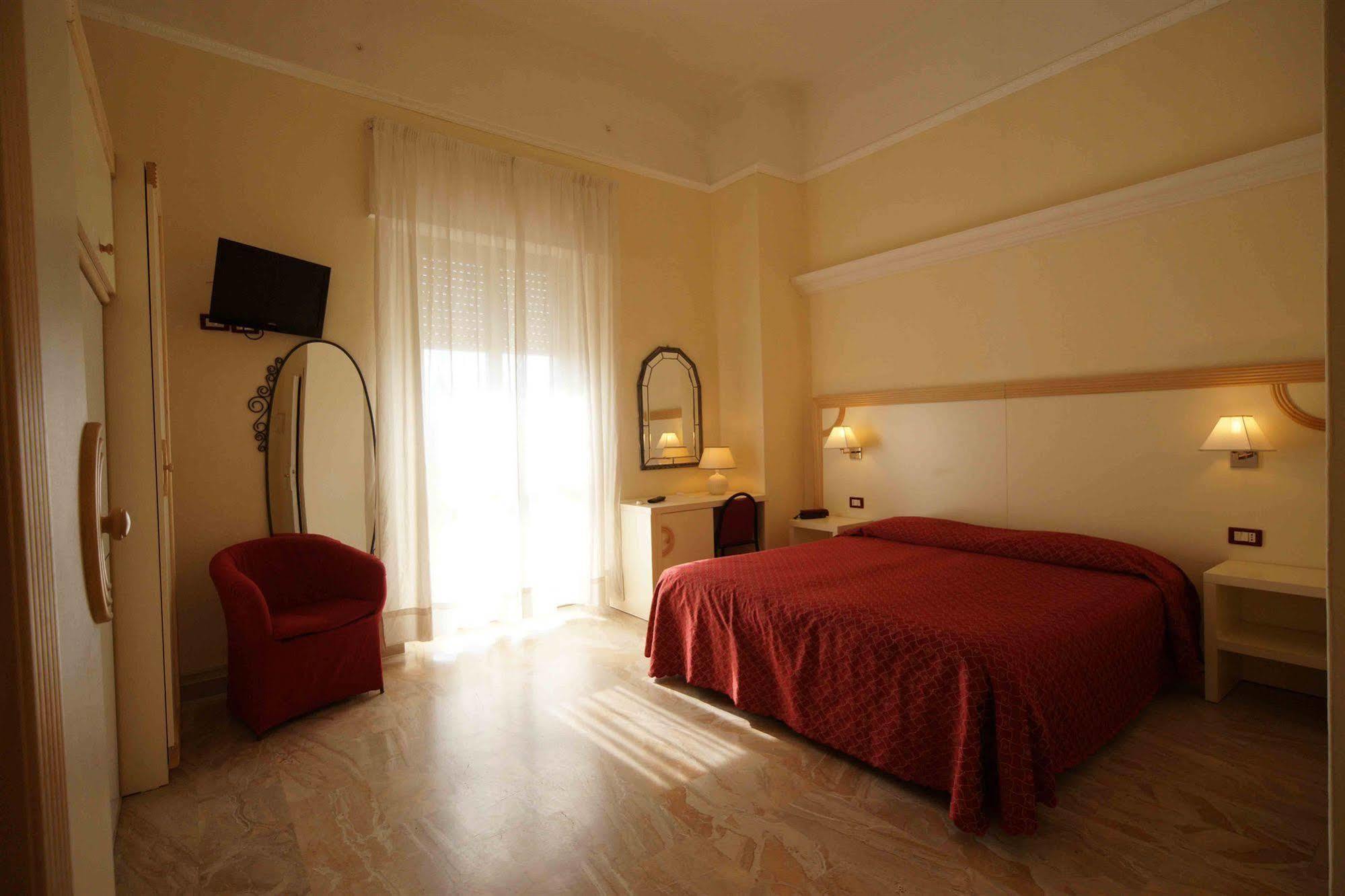 Hotel Liberty Viareggio Extérieur photo