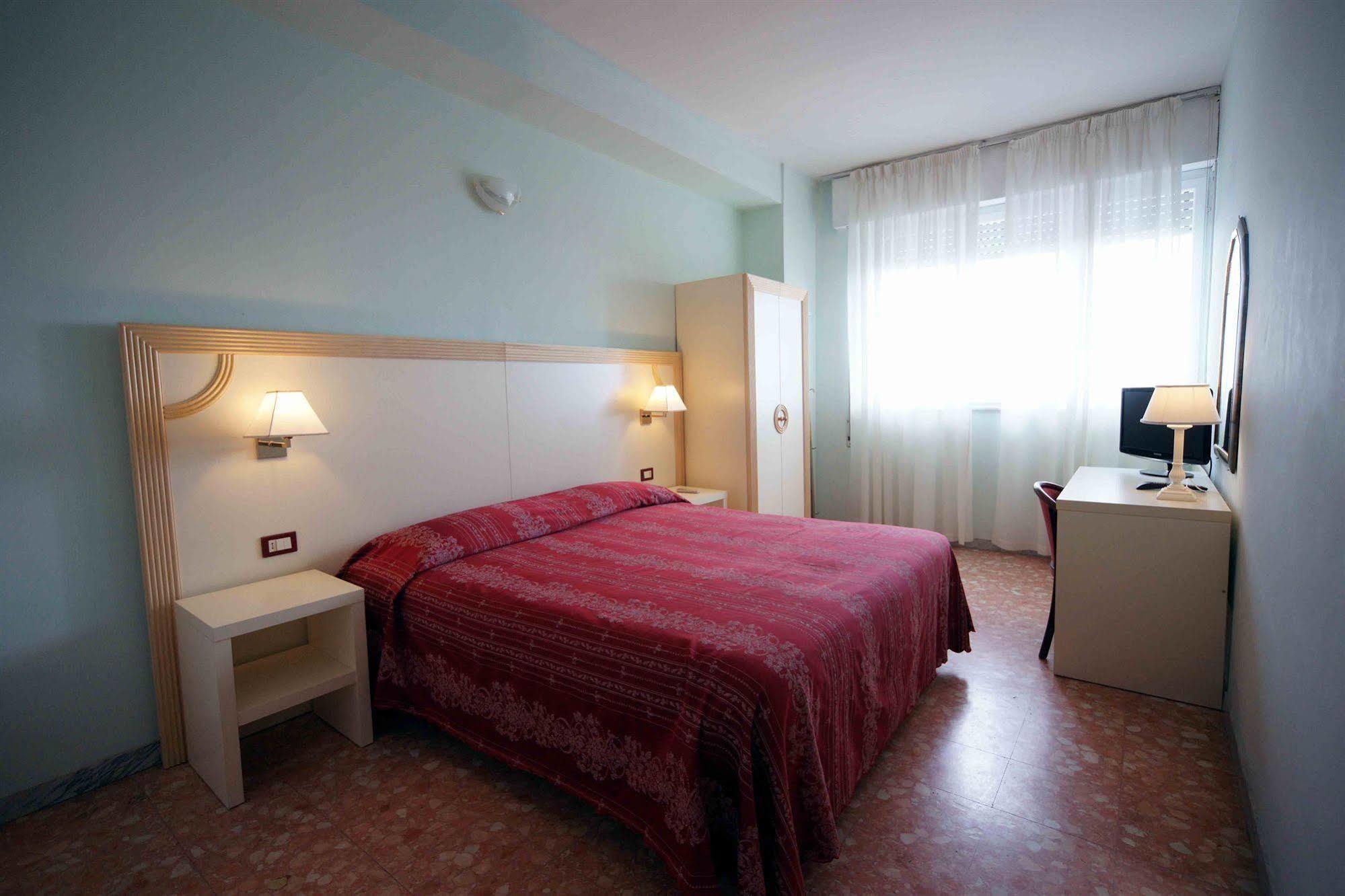 Hotel Liberty Viareggio Extérieur photo