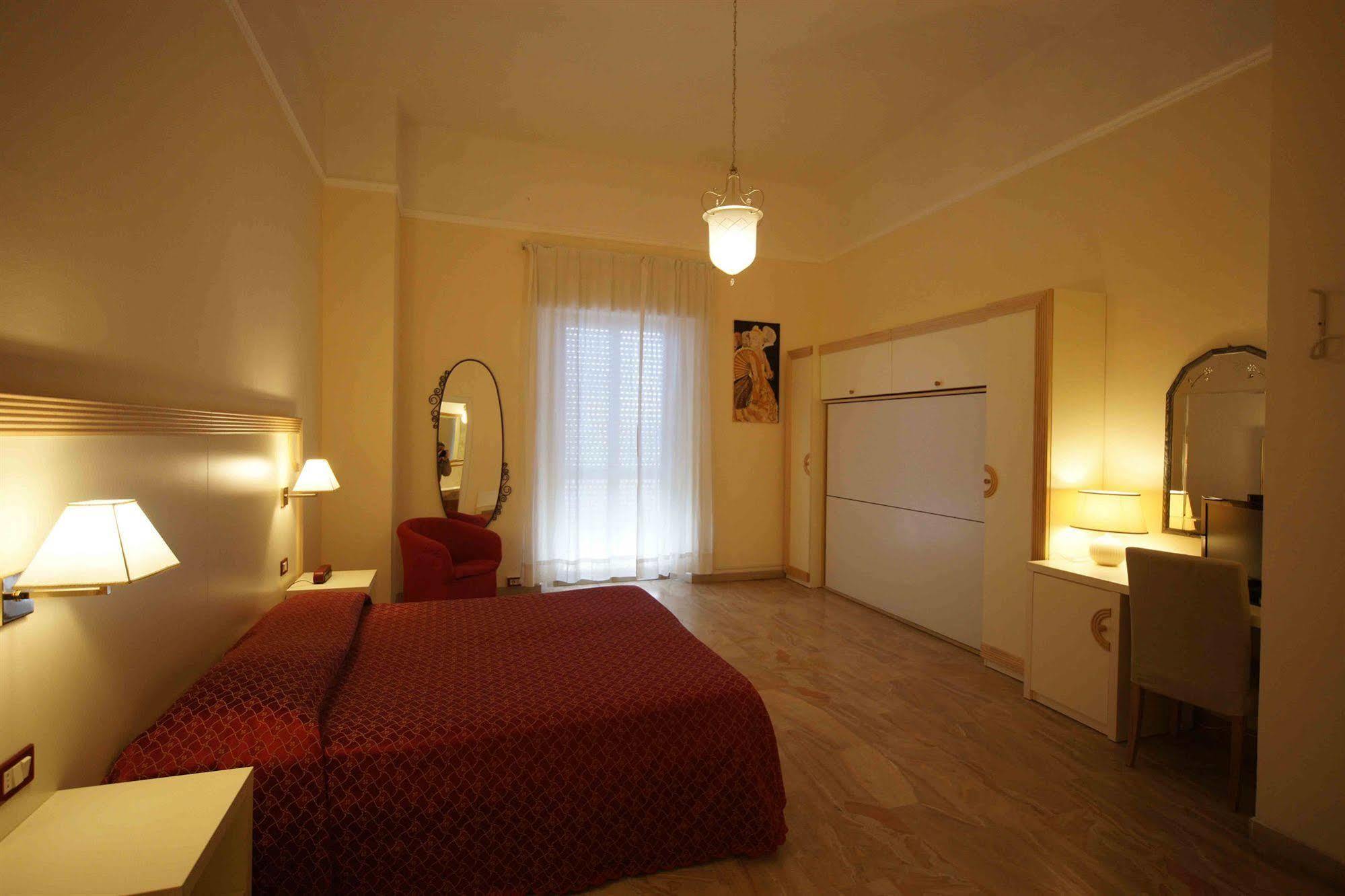 Hotel Liberty Viareggio Extérieur photo