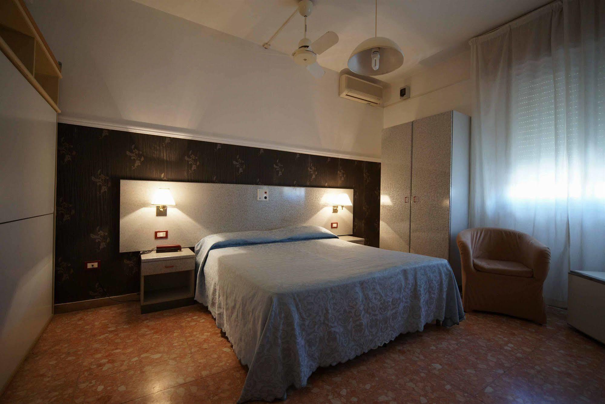 Hotel Liberty Viareggio Extérieur photo