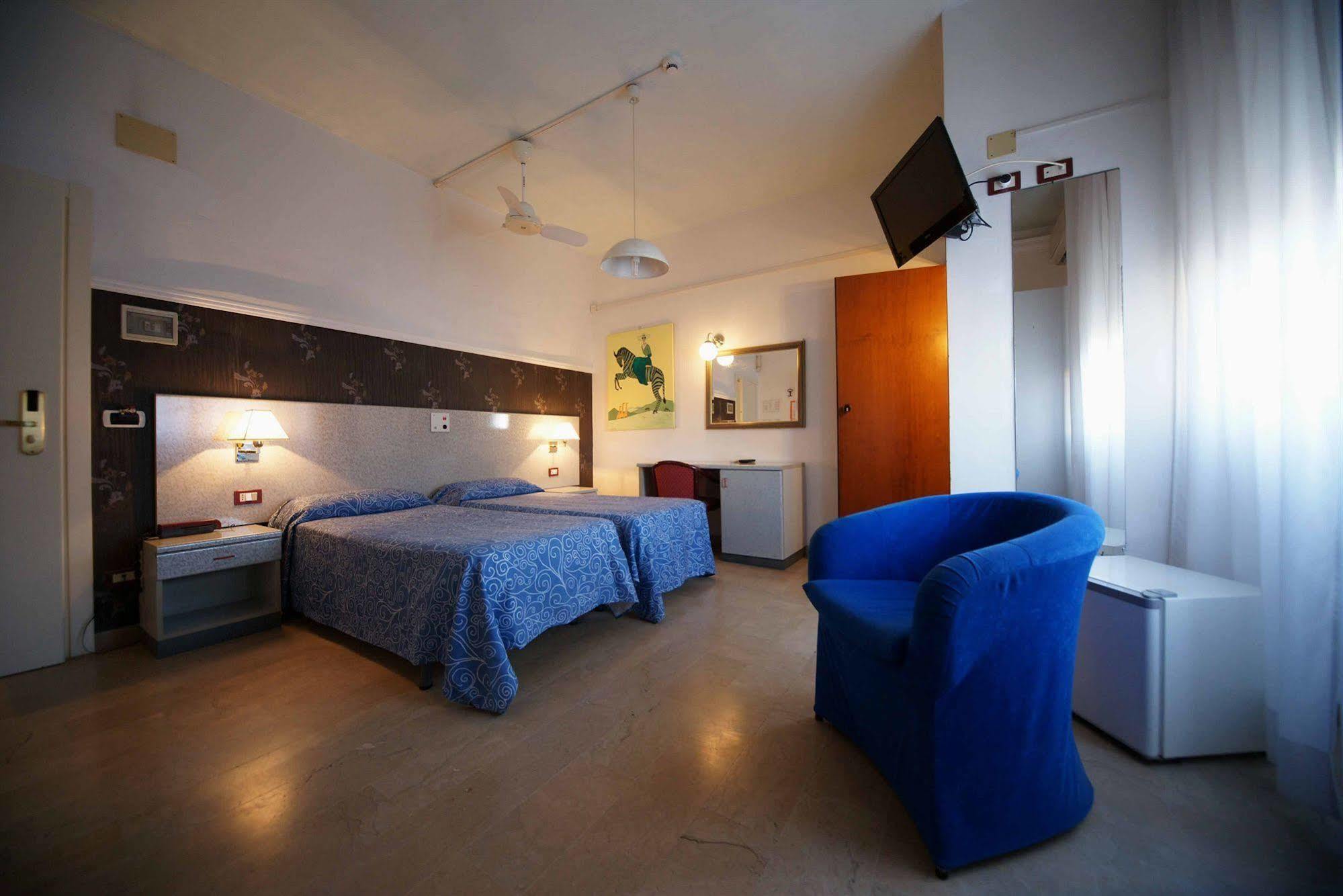 Hotel Liberty Viareggio Extérieur photo